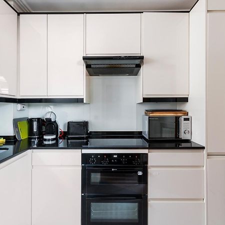 Appartement Weybridge - 2 Bed - Parking Extérieur photo